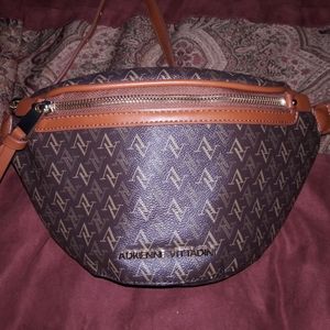 Gently Used Adrienne Vittadini Fanny pack